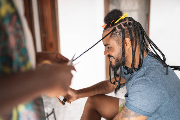istock Afro hair style 1370569983