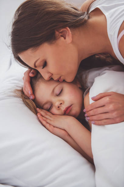 istock Mom with daughter 1370588278