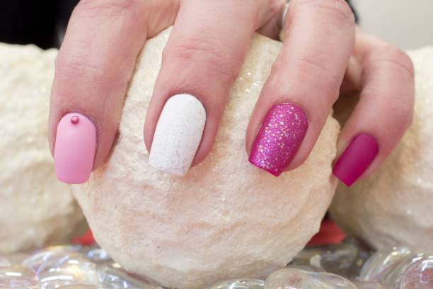 istock Valentines Day Nail Art Design 1370596696
