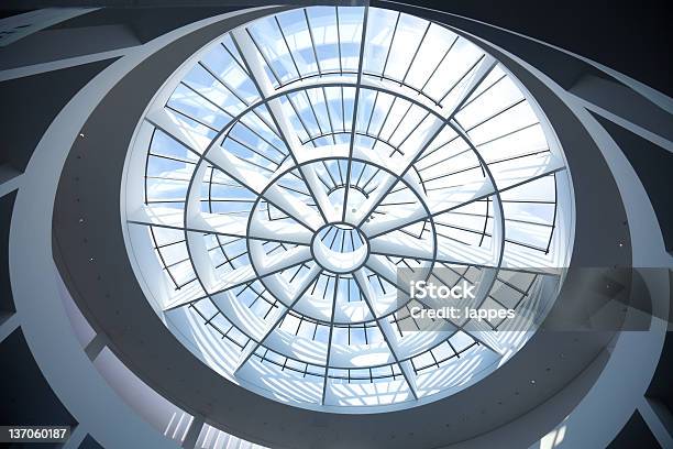 Cupola Di Vetro - Fotografie stock e altre immagini di Acciaio - Acciaio, Architettura, Arte