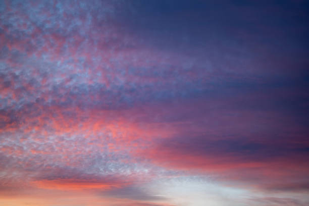 ピュージェット湾の夕日 - water tranquil scene puget sound cloudscape ストックフォトと画像