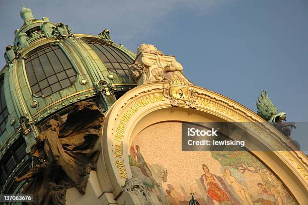 Jugendstilgebäude Auf Dem Dach Prag Stockfoto und mehr Bilder von Architektur - Architektur, Art Deco, Außenaufnahme von Gebäuden