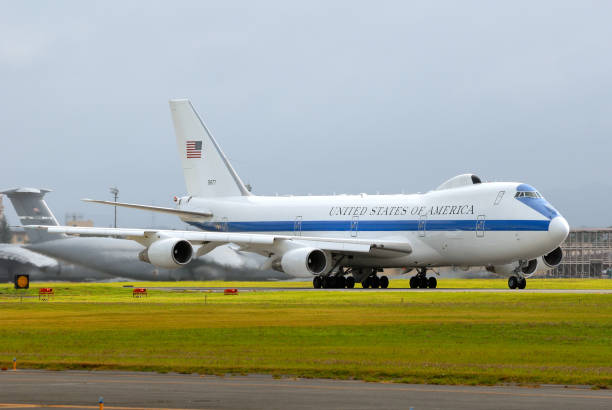 aerei boeing e-4b nightwatch neacp (national emergency airborne command post) della united states air force. - airplane commercial airplane air vehicle boeing 747 foto e immagini stock