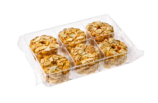 istock Chistmas wreath cookies in a plastic tray 1370697349