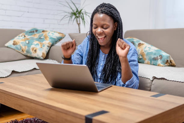 istock Reading perfect news ! 1370726707