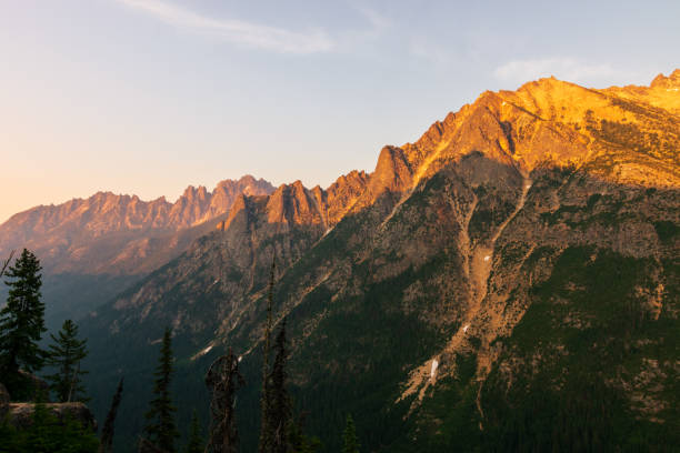 istock Evening Sun in The North Cascades 1370731770