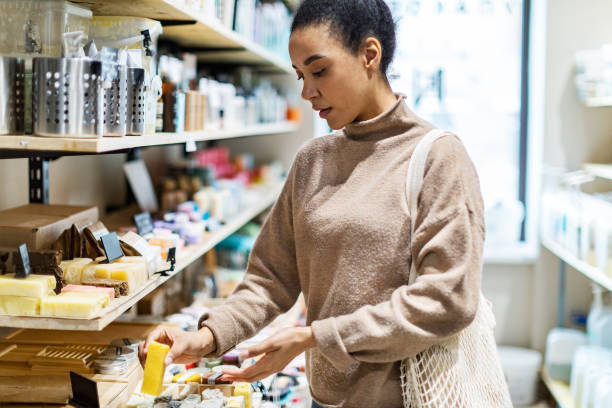 istock Young African woman shopping in zero waste store 1370773543