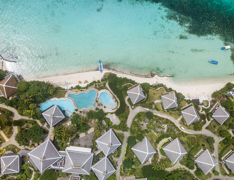Vista aérea de un resort en el destino turístico Panglao Island, Bohol, Filipinas. photo