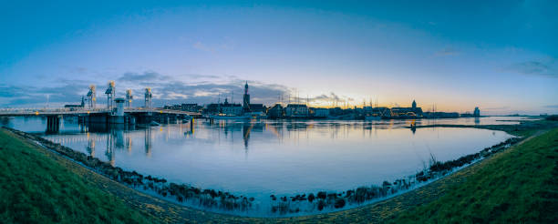istock Kampen sunset during winter at the river IJssel 1370862082
