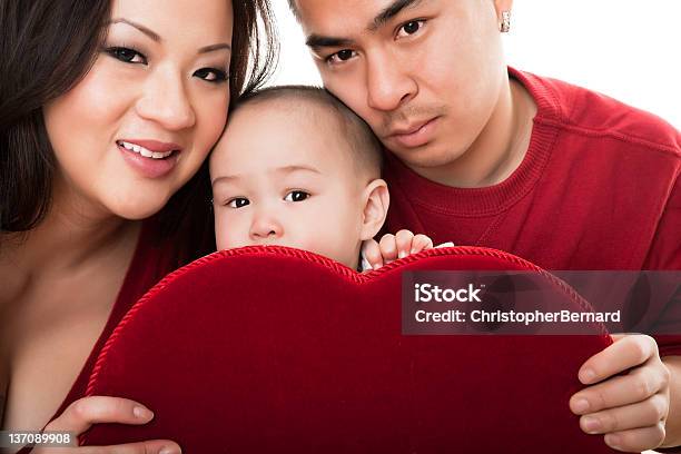 Photo libre de droit de Heureux Jour De La Saintvalentin banque d'images et plus d'images libres de droit de Saint Valentin - Saint Valentin, Bébé, Coeur - Symbole d'une idée