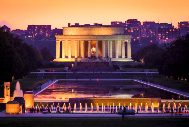 Washington DC View of the iconic Washington DC by the Lincoln Memorial at night. lincoln memorial photos stock pictures, royalty-free photos & images