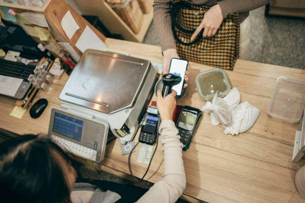 istock checkout shopping in eco-friendly store 1370999269