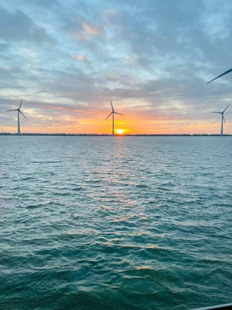 istock DUN OF HOLLAND 1371064222