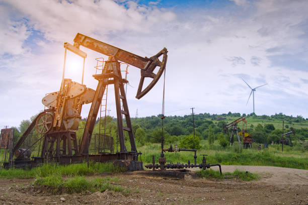 istock oil pump on  sunrise 1371074738