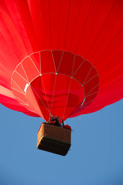 istock Red hot air balloon 1371083726
