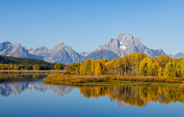 istock Scenic Autumn Reflection in the Tetons 1371112729