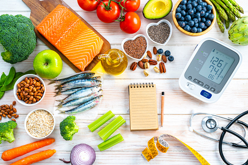 Alimentos saludables ricos en Omega-3 y control de la presión arterial photo