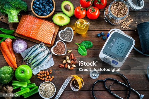 istock Healthy eating and blood pressure control 1371124527