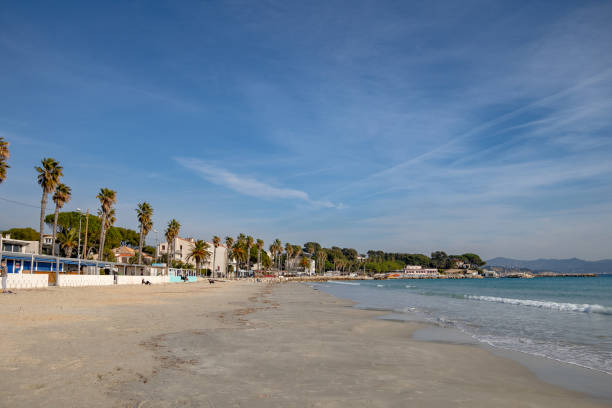 istock view of La Ciotat beach 1371130738