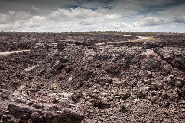 istock Hawaii Volcanoes National Park 1371151221