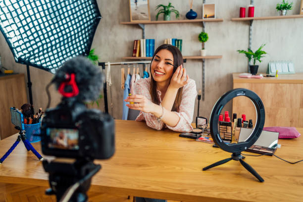 istock My vlog is my life! 1371161346