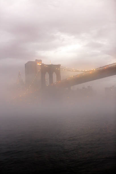 istock Brooklyn Bridge - Fog 1371162460