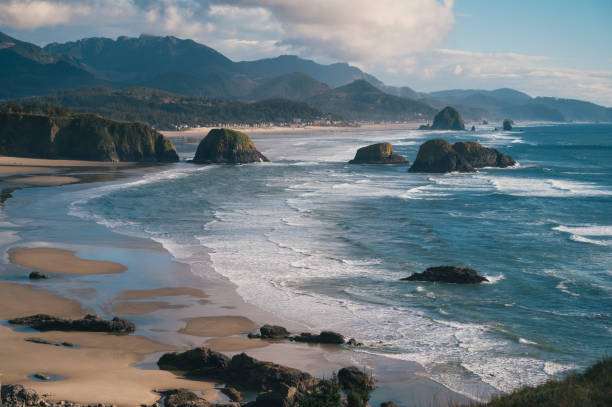istock View of Cannon Beach from Ecola State Park 1371178578