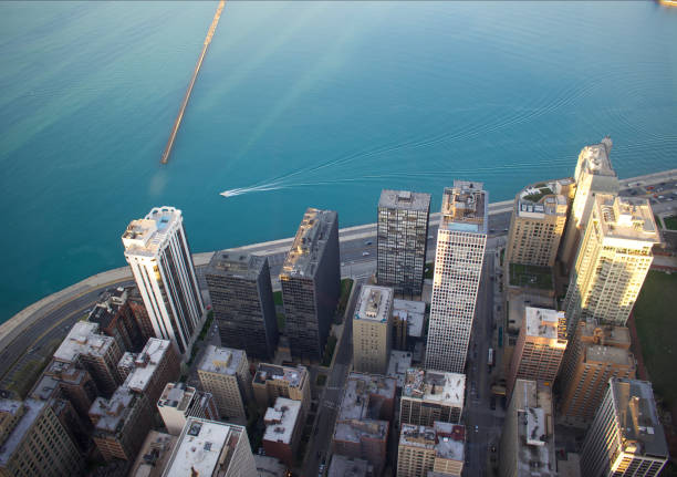istock Lake Michigan 1371183567