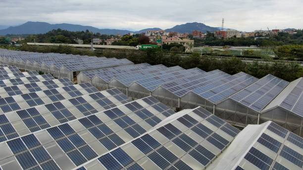 istock Solar power station on cloudy days 1371226302