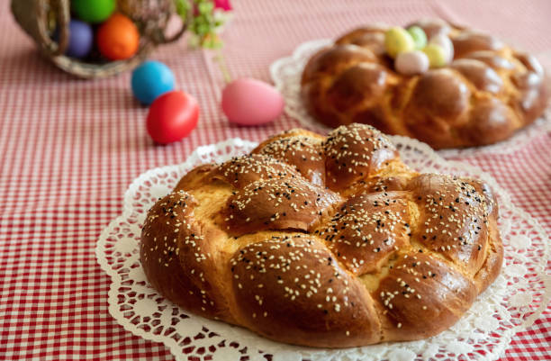 istock Easter sweet bread, greek tsoureki, brioche braid on table, close up view 1371228812