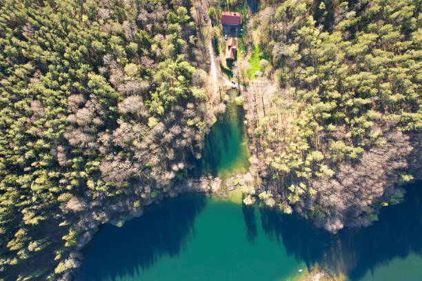 istock Panorama of sunny Green Lakes 1371235037