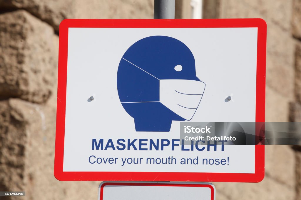 Use shield mouthguard, mask obligation, Hamburg, Germany, Europe Use face masks, mask compulsory, Hamburg, Germany, Europe Color Image Stock Photo