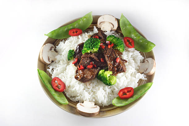 istock Beef stir fry with veggies 137128198