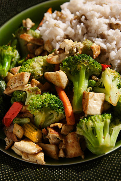 istock vegetarian Stir Fry 137128256