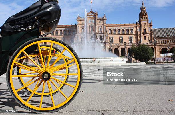 Plaza De Espana W Sewilli Andaluzja Hiszpania - zdjęcia stockowe i więcej obrazów Andaluzja - Andaluzja, Architektura, Bez ludzi