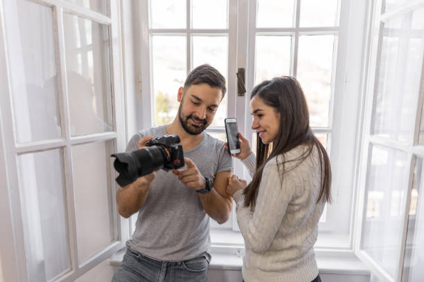 istock Tourist couple 1371333100