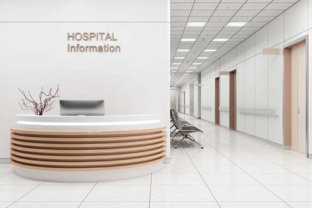 interior del hospital con recepción, asientos y puertas cerradas - direct light fotografías e imágenes de stock