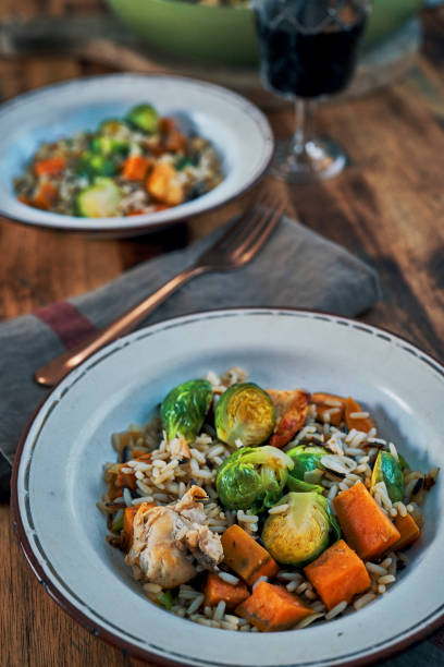 istock Farmers Harvest Chicken Casserole 1371342729