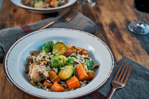 istock Farmers Harvest Chicken Casserole 1371342734