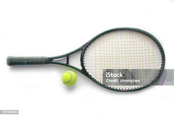 Raqueta De Tenis Foto de stock y más banco de imágenes de Actividades recreativas - Actividades recreativas, Actuación - Representación, Blanco - Color