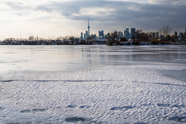 istock Tommy Thompson Park winter ，Toronto 1371369891