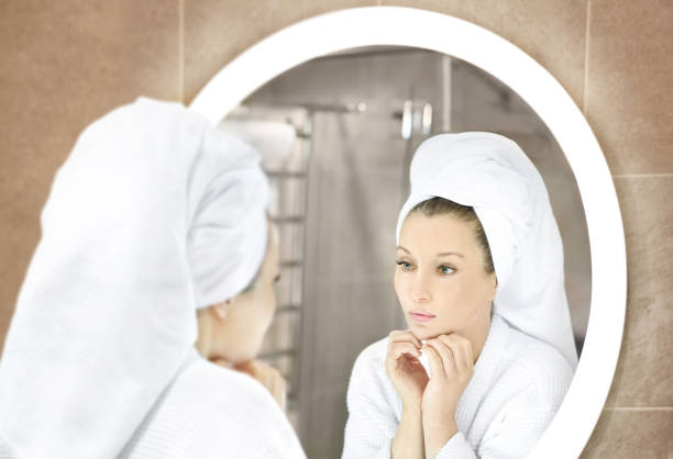 istock Magic anti-aging cream.Applying the cream. 1371372292
