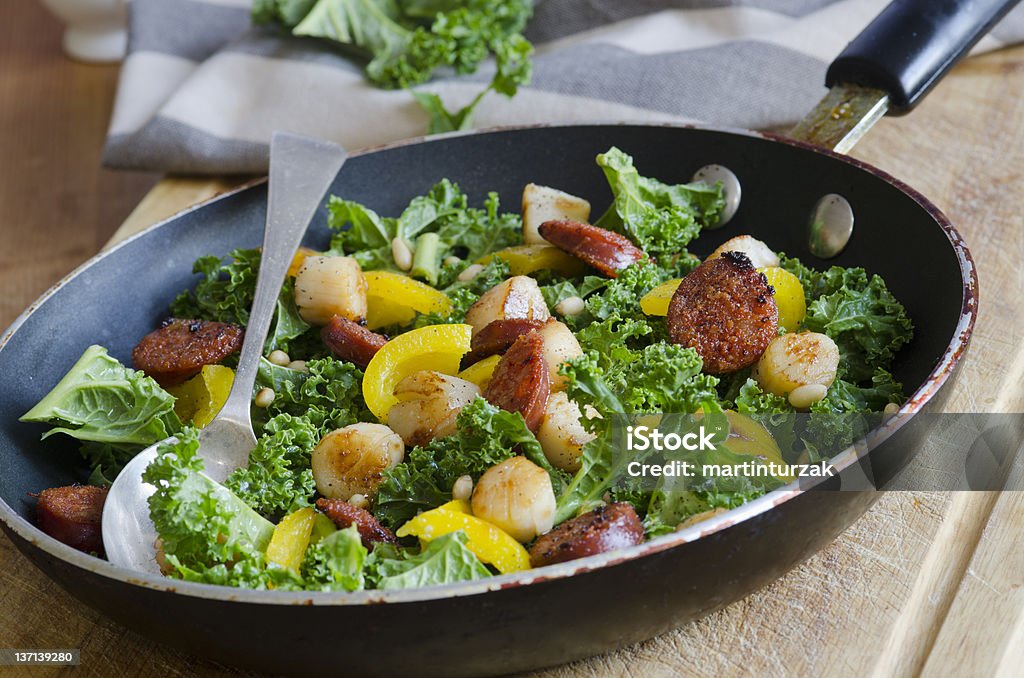 Muscheln, chorizo und Grünkohl - Lizenzfrei Blattgemüse Stock-Foto