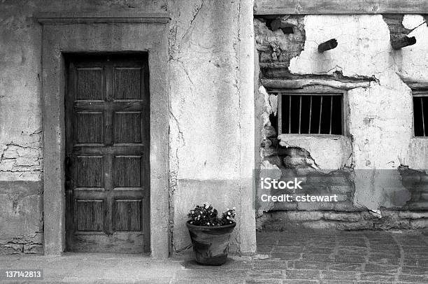 Gefängnis House Tür Stockfoto und mehr Bilder von Alt - Alt, Architektonisches Detail, Architektur