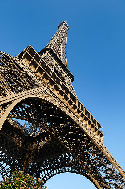 la tour eiffel - margaret thatcher photos et images de collection