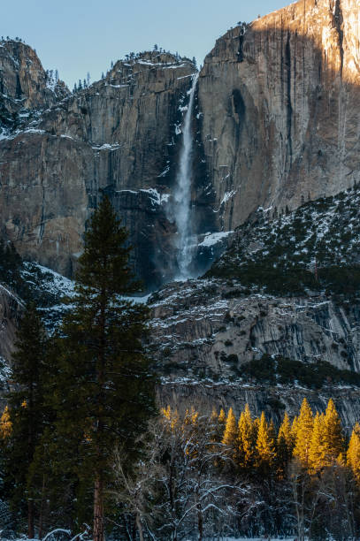 istock Golden hour in Yosemite Valley 1371460501