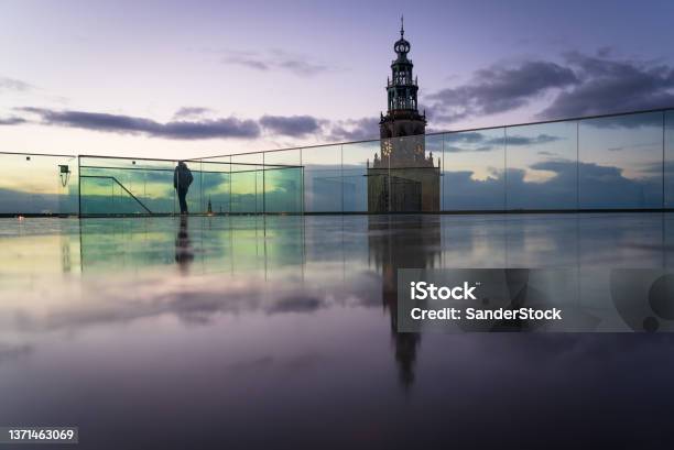 Forum View Stockfoto en meer beelden van Groningen - Stad - Groningen - Stad, Toren - Bouwwerk, Achtergrond - Thema