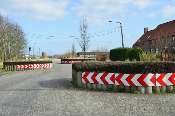 droga zeebrugge avenue w głębi lądu blankenberge zig zag - belgium bruges windmill europe zdjęcia i obrazy z banku zdjęć