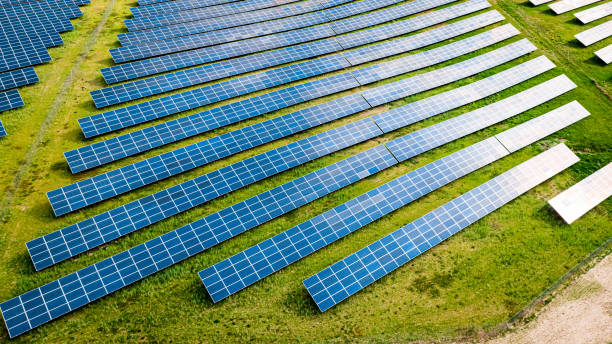 photovoltaic farm as a renewable energy source. - solar panel solar power station solar energy solar equipment imagens e fotografias de stock