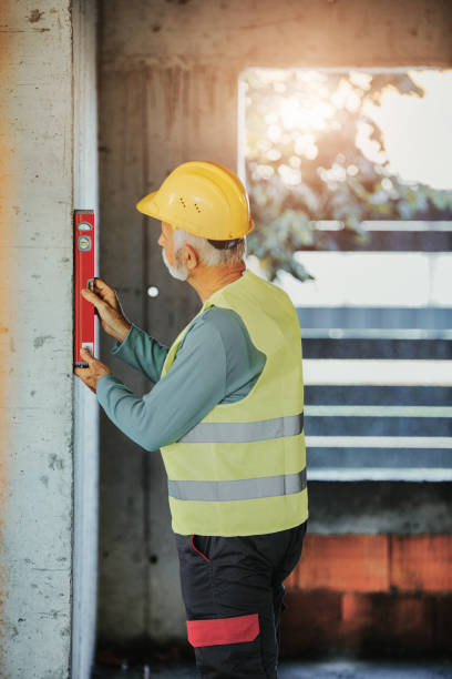 istock Senior Male Construction Worker 1371515590